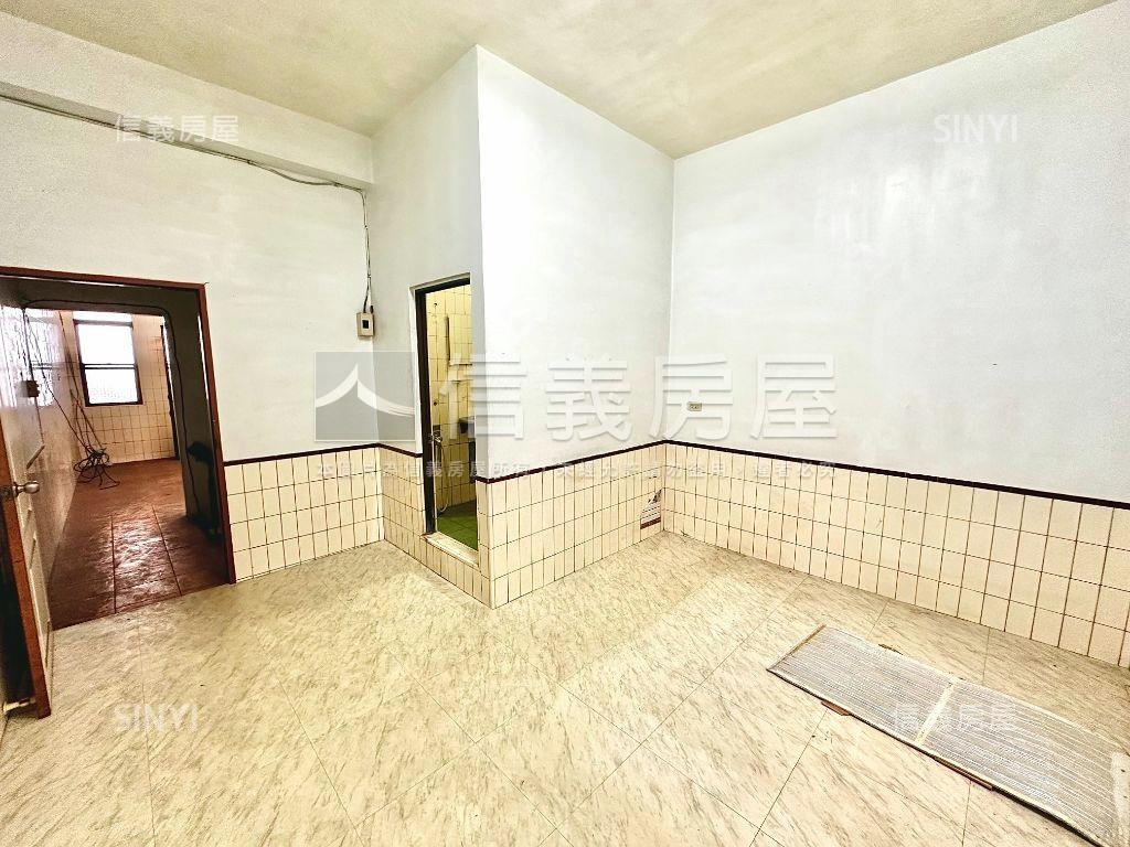 買代尋大樹透天房屋室內格局與周邊環境