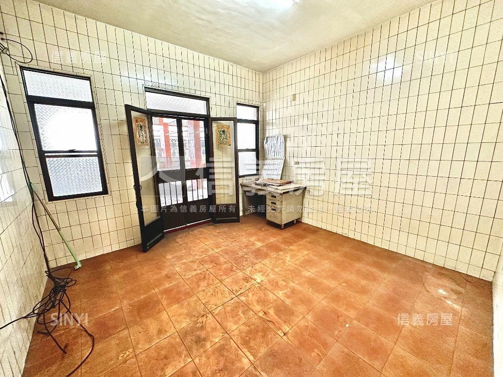 買代尋大樹透天房屋室內格局與周邊環境