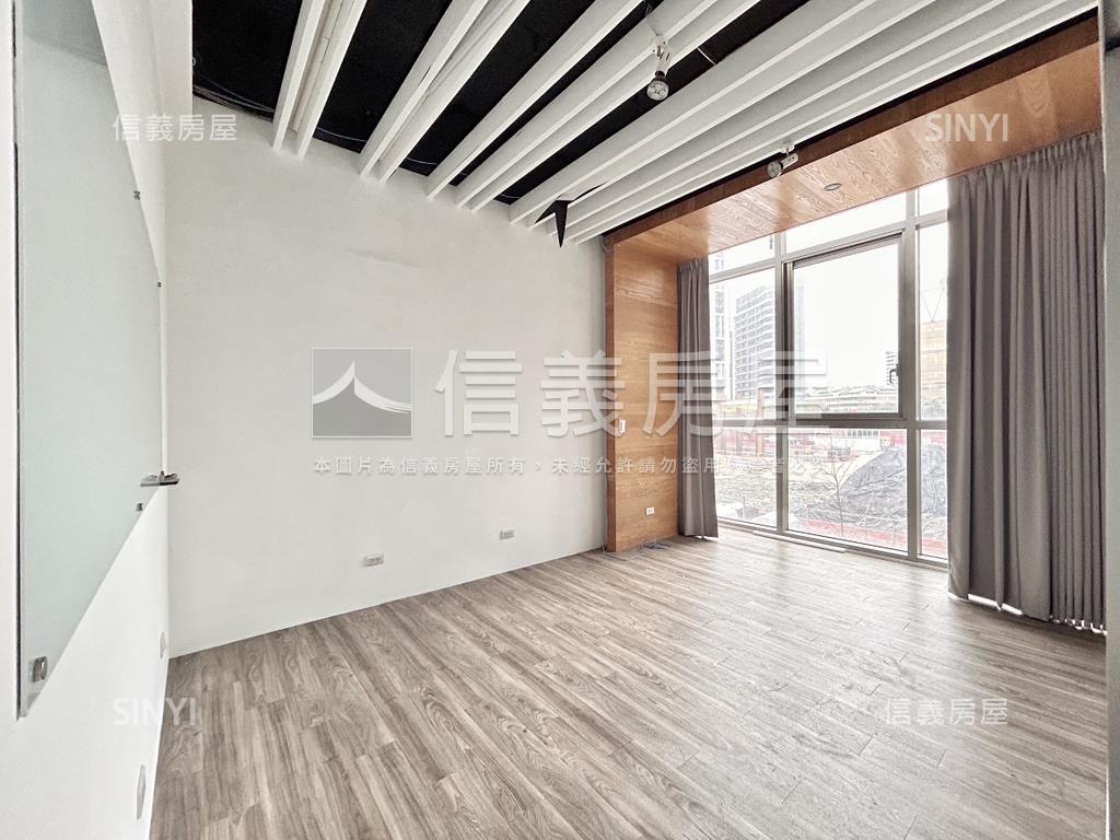 富御匯金財神商辦ＩＩ房屋室內格局與周邊環境