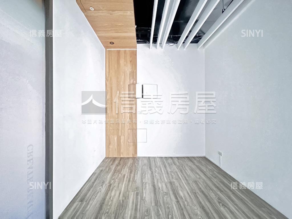 富御匯金財神商辦ＩＩ房屋室內格局與周邊環境