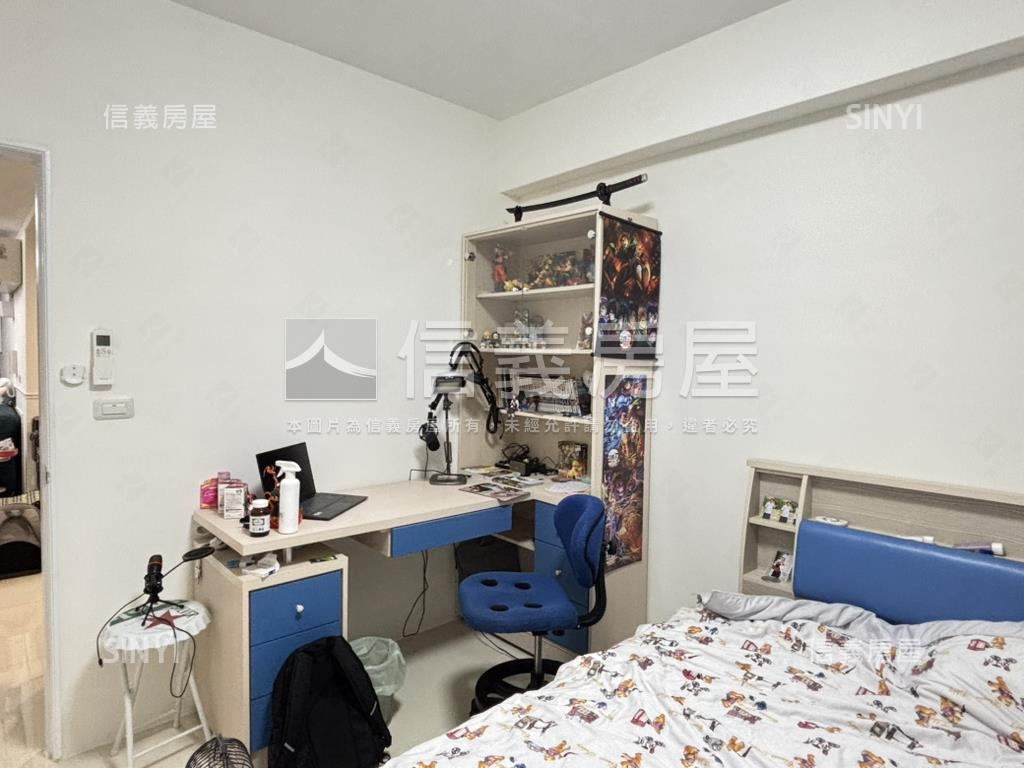 四房車位美裝潢學區宅房屋室內格局與周邊環境