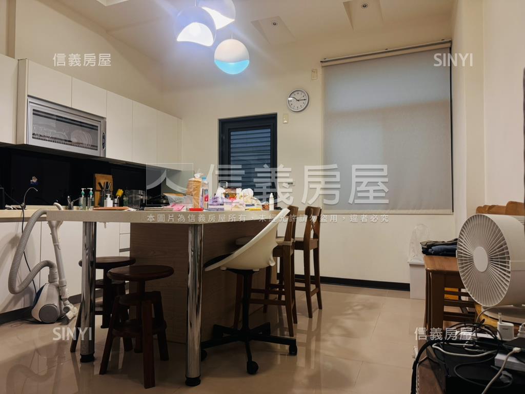 良勳安中二街車墅房屋室內格局與周邊環境
