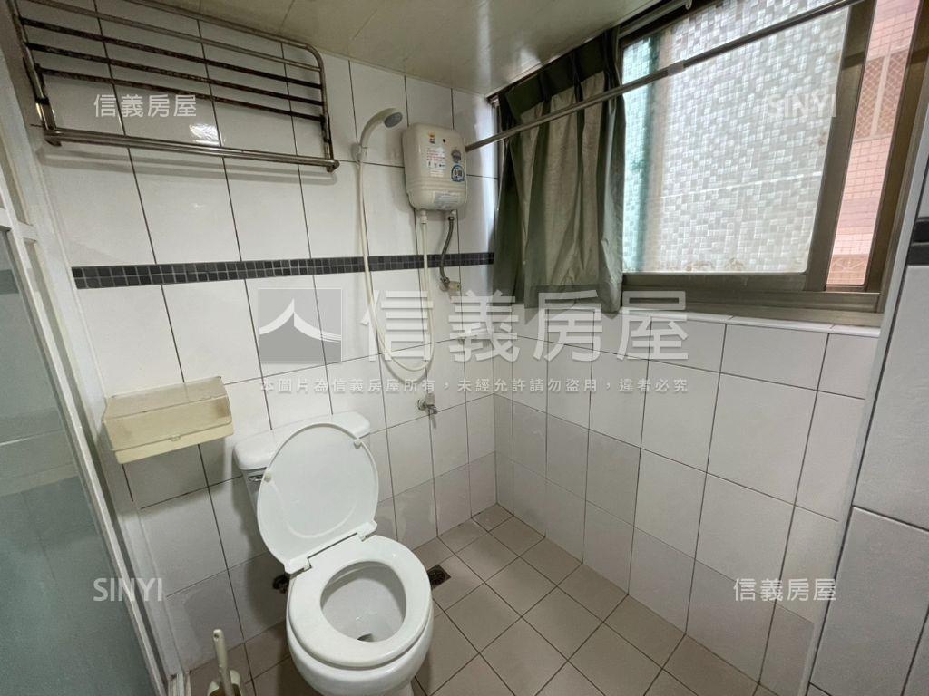 文藻菁英會館溫馨美套房房屋室內格局與周邊環境