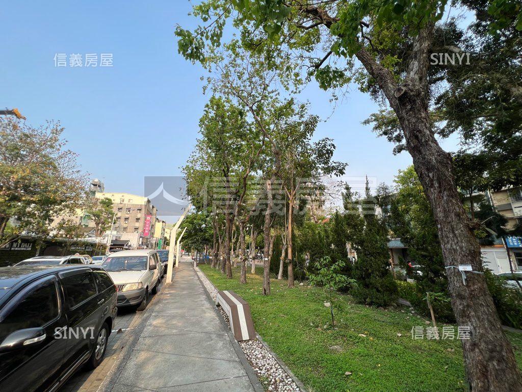 中國醫面綠園道兩房平車房屋室內格局與周邊環境