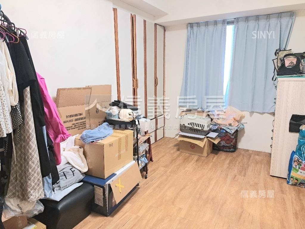 低總價中興商圈美三房平車房屋室內格局與周邊環境