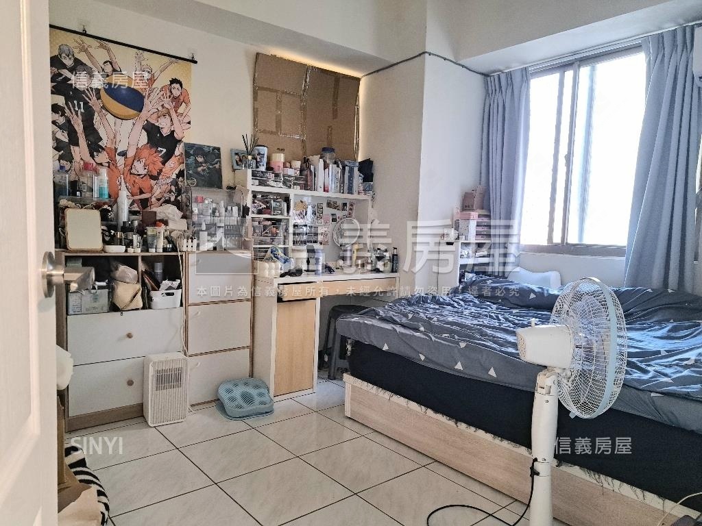 低總價中興商圈美三房平車房屋室內格局與周邊環境