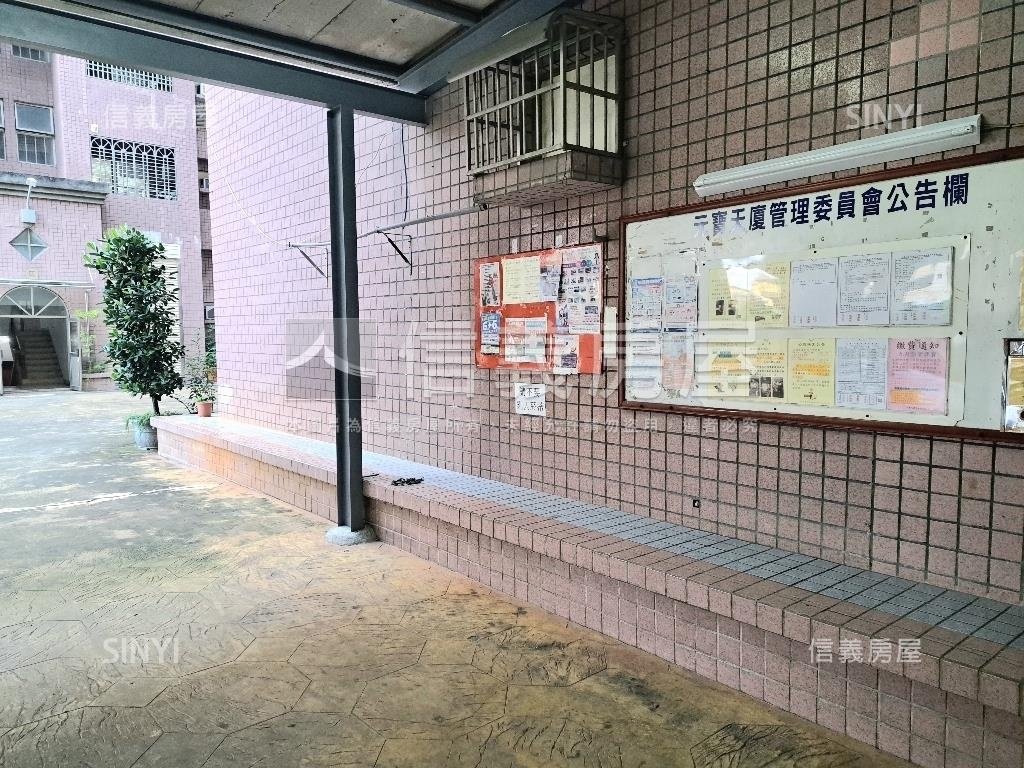 低總價中興商圈美三房平車房屋室內格局與周邊環境