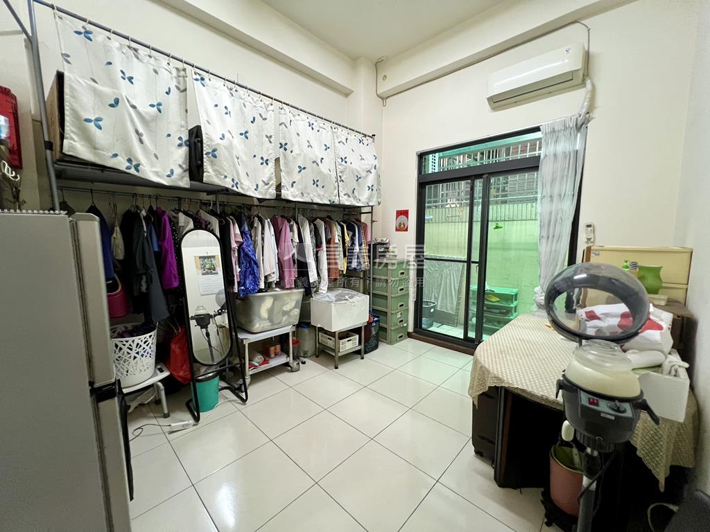 稀有釋出！屋況佳面寬美墅房屋室內格局與周邊環境