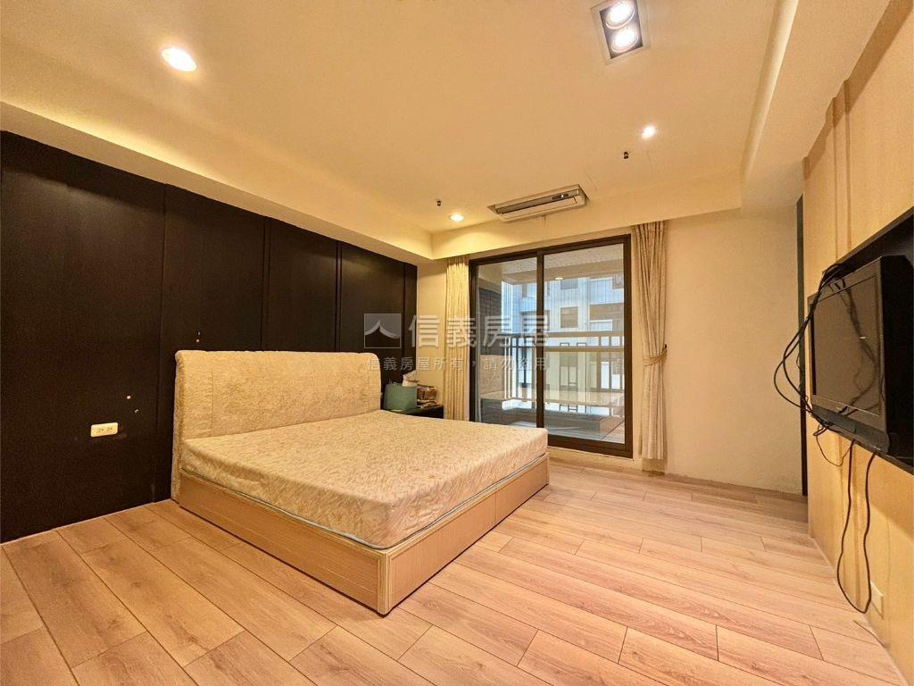 美術館一層一戶五房雙併戶房屋室內格局與周邊環境
