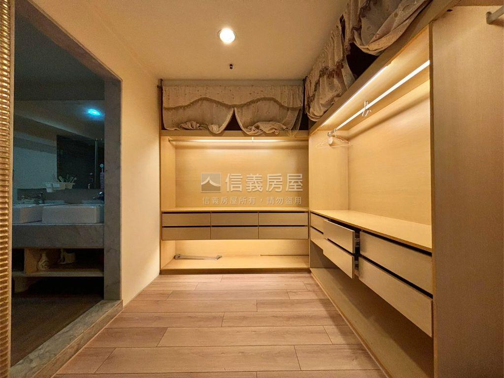 美術館一層一戶五房雙併戶房屋室內格局與周邊環境
