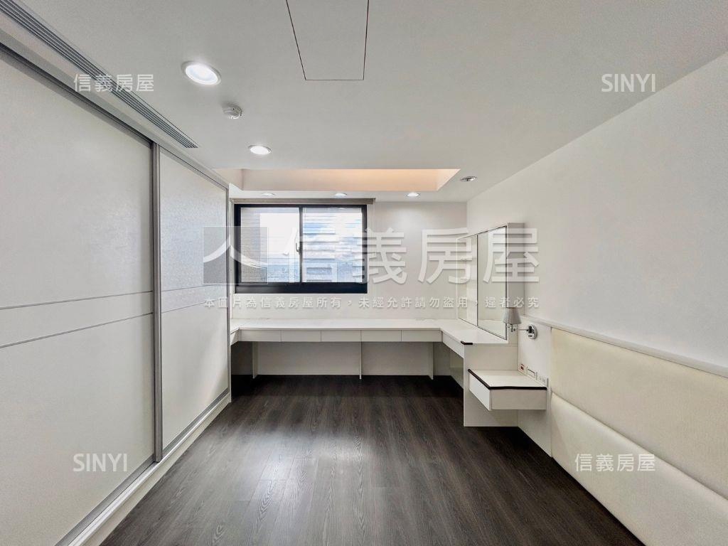 喬立悅容雙車位房屋室內格局與周邊環境