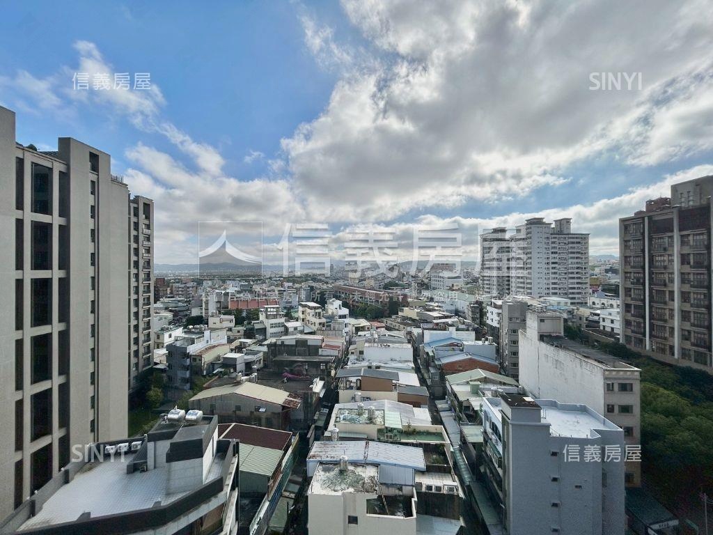 喬立悅容雙車位房屋室內格局與周邊環境