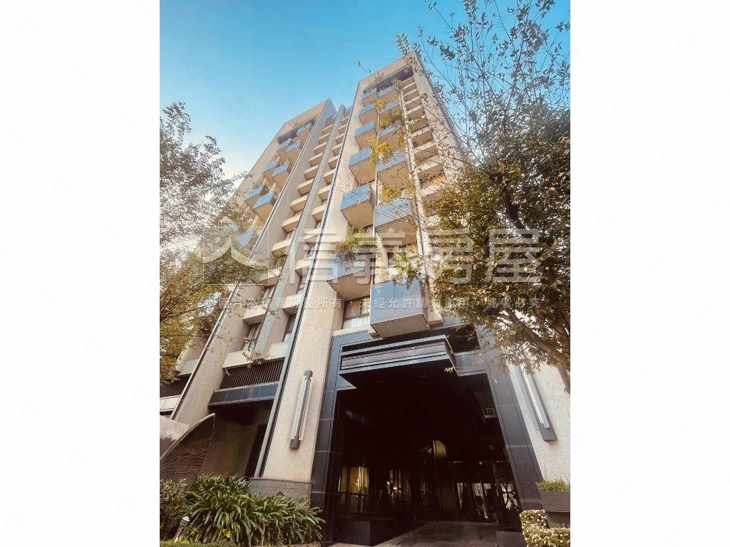 喬立悅容雙車位房屋室內格局與周邊環境