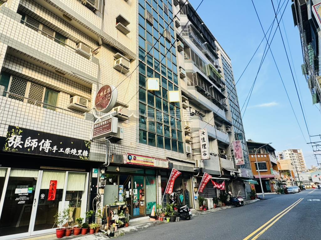 新化信義路收租樓店房屋室內格局與周邊環境