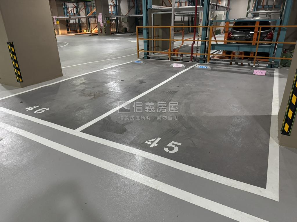 ＶＶＳ１帝王視野兩房平車房屋室內格局與周邊環境