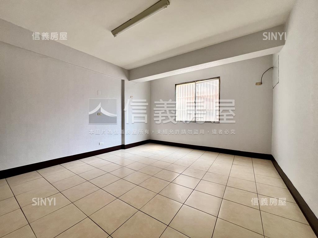 ㊝裕豐街★邊間採光二樓寓房屋室內格局與周邊環境