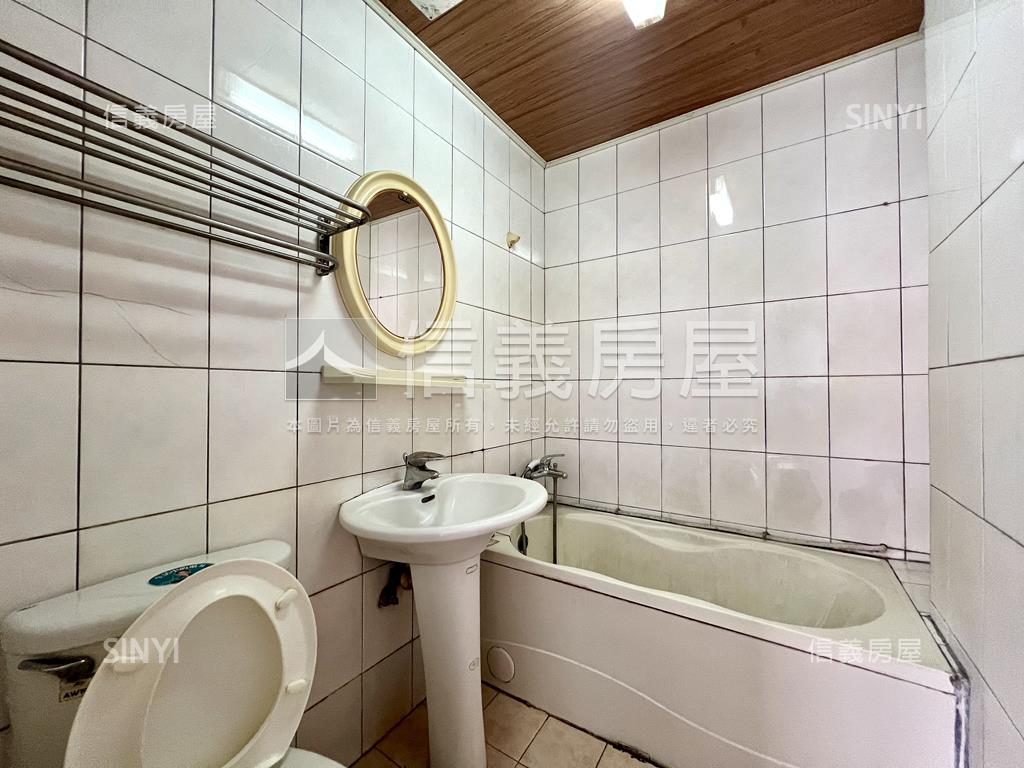 ㊝裕豐街★邊間採光二樓寓房屋室內格局與周邊環境