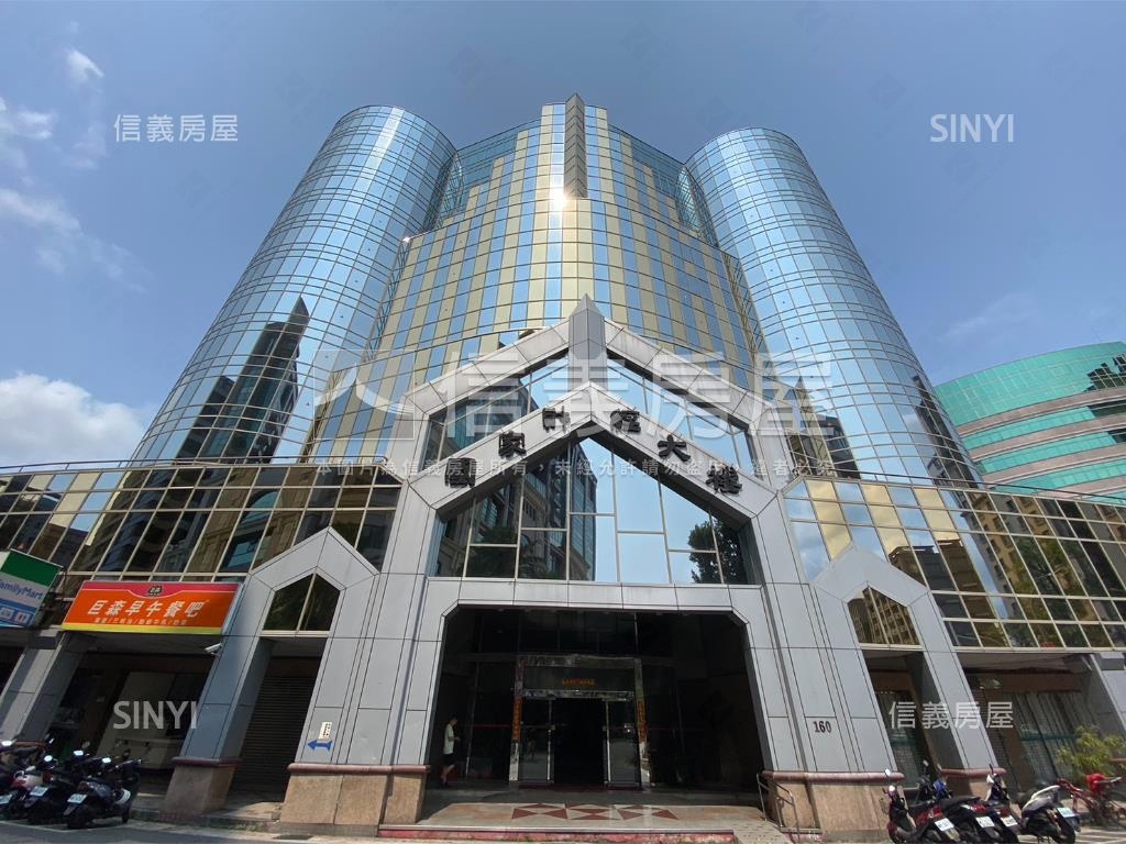 福華商場旁★收租店面房屋室內格局與周邊環境