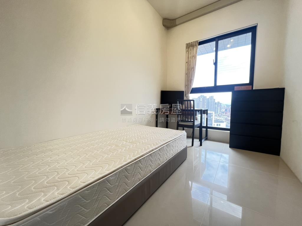 柏麗景觀高樓邊間宅房屋室內格局與周邊環境