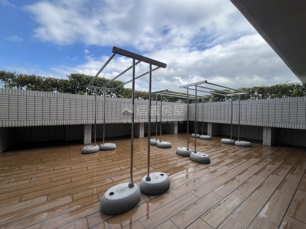 柏麗景觀高樓邊間宅房屋室內格局與周邊環境