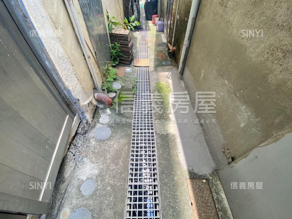 近科工館大地坪正路透天房屋室內格局與周邊環境