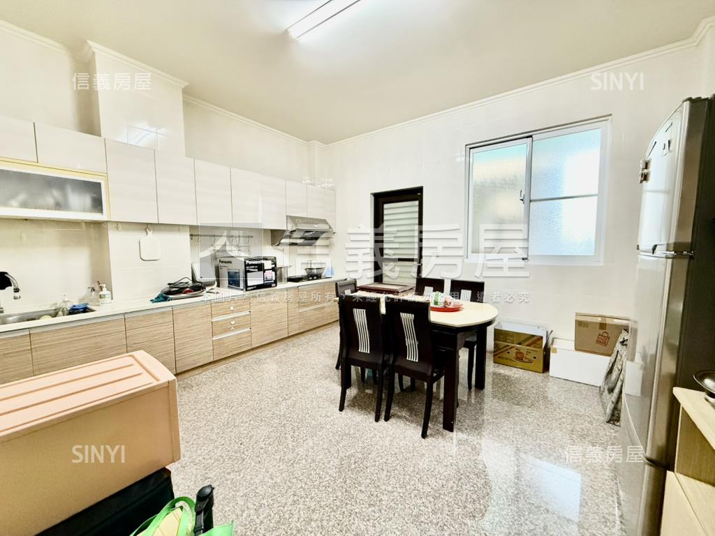 １４年大地坪孝親朝南車墅房屋室內格局與周邊環境