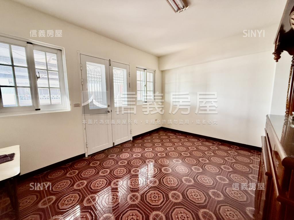 １４年大地坪孝親朝南車墅房屋室內格局與周邊環境