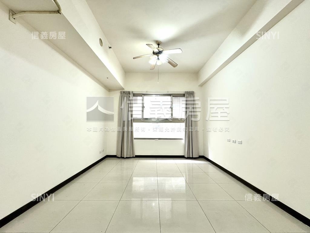 Ａ７皇翔三房車位房屋室內格局與周邊環境