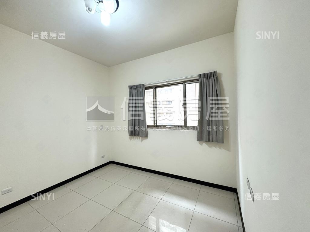 Ａ７皇翔三房車位房屋室內格局與周邊環境