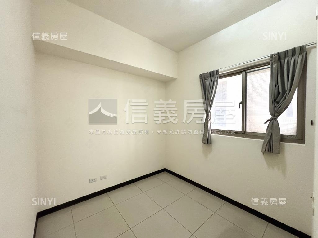 Ａ７皇翔三房車位房屋室內格局與周邊環境