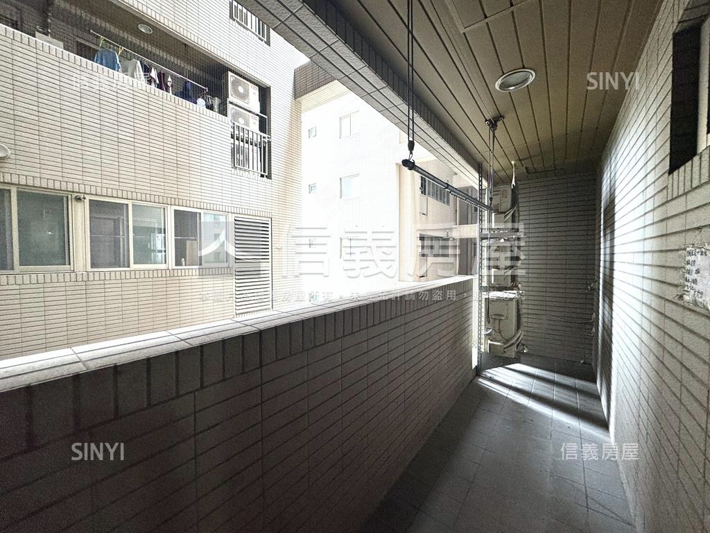 Ａ７皇翔三房車位房屋室內格局與周邊環境