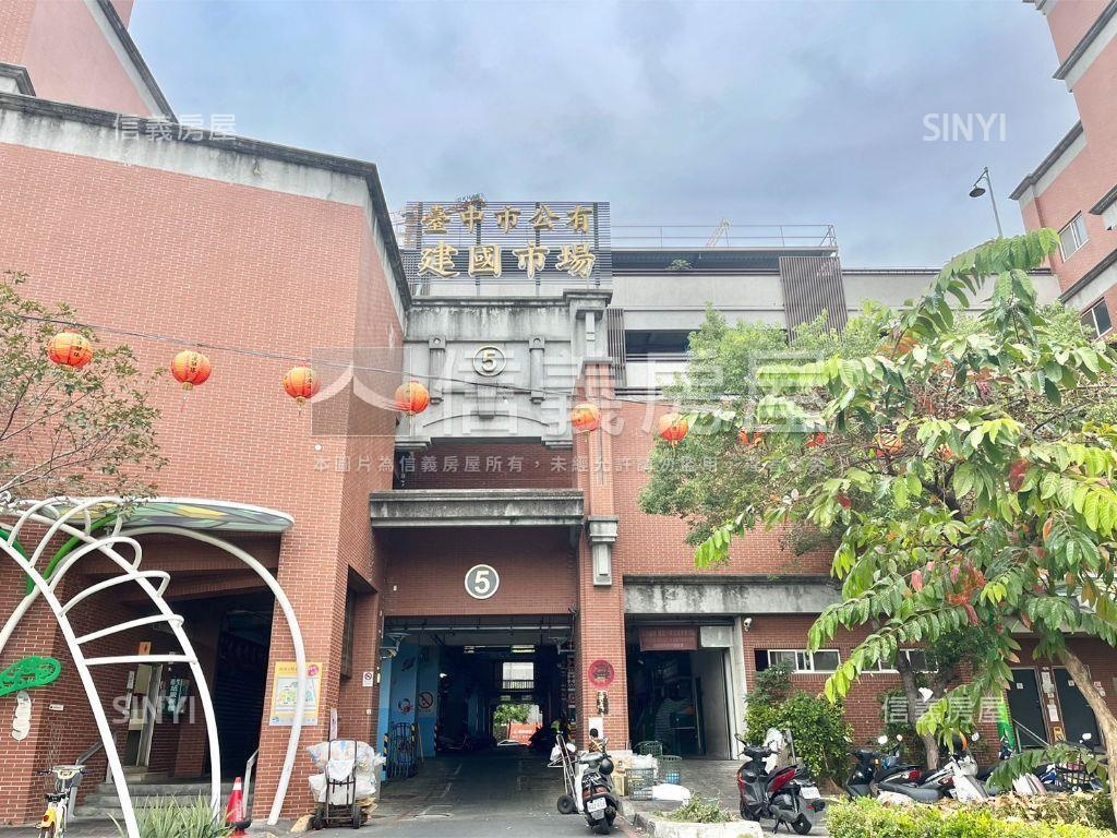 湖濱城中高樓邊間三房房屋室內格局與周邊環境