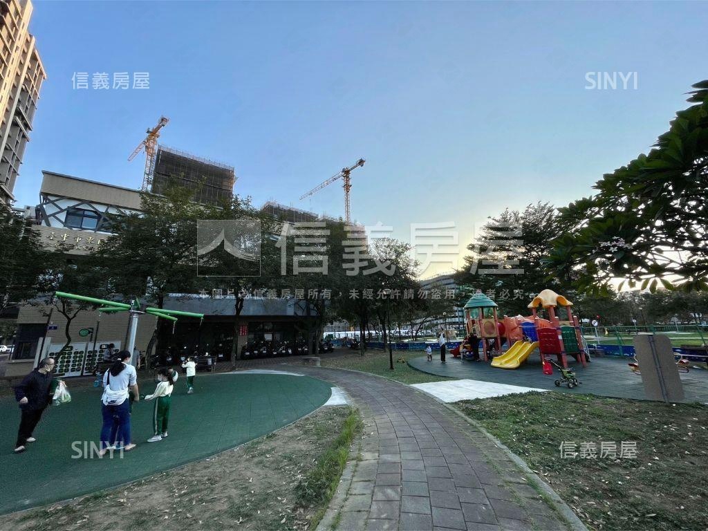 湖濱城中高樓邊間三房房屋室內格局與周邊環境
