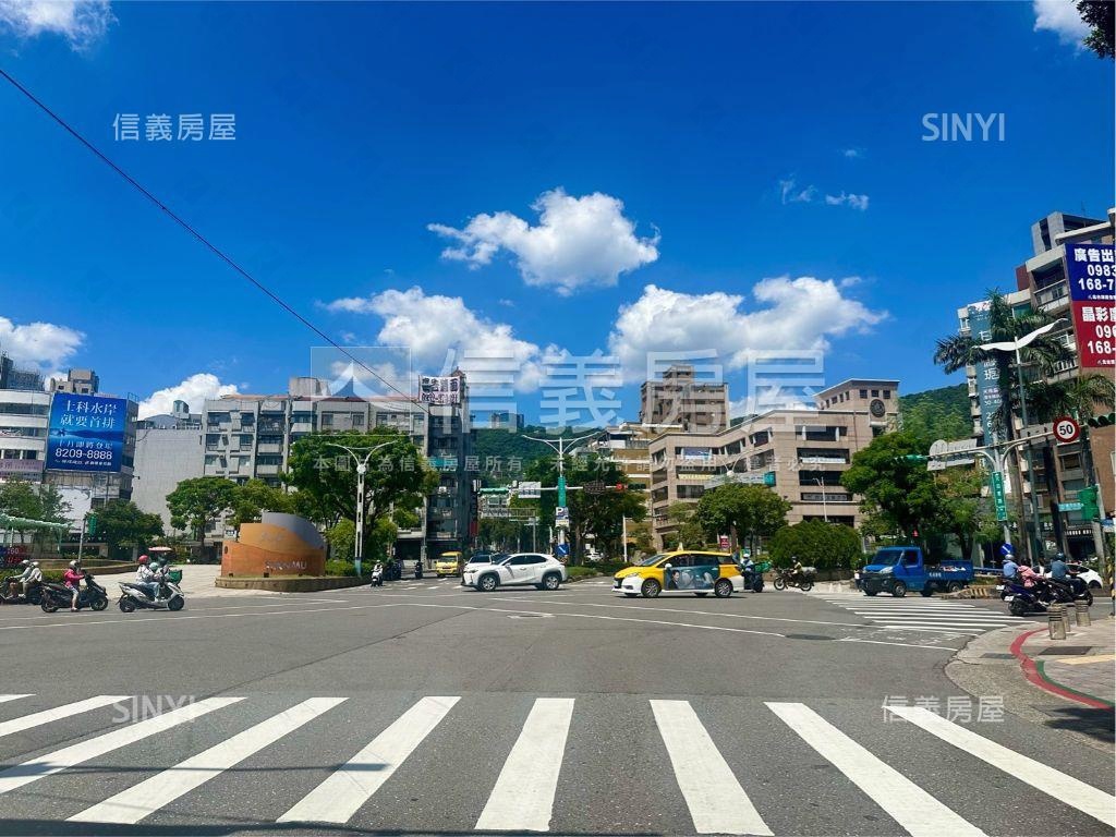 近美日僑稀有臨路黃金店面房屋室內格局與周邊環境