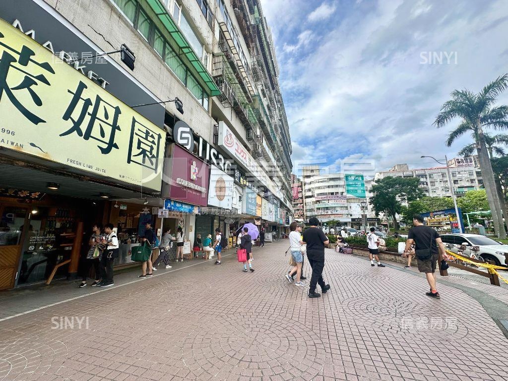 近美日僑稀有臨路黃金店面房屋室內格局與周邊環境