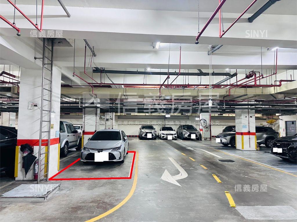 南京復興華航旁坡平車位房屋室內格局與周邊環境