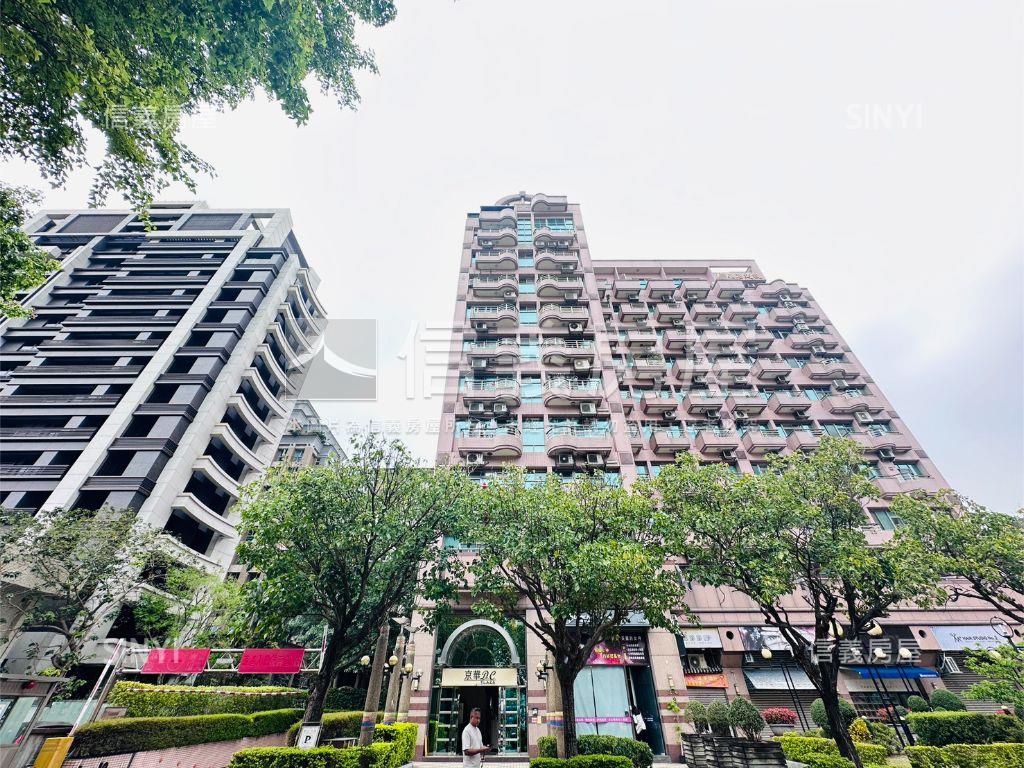 南京復興華航旁坡平車位房屋室內格局與周邊環境