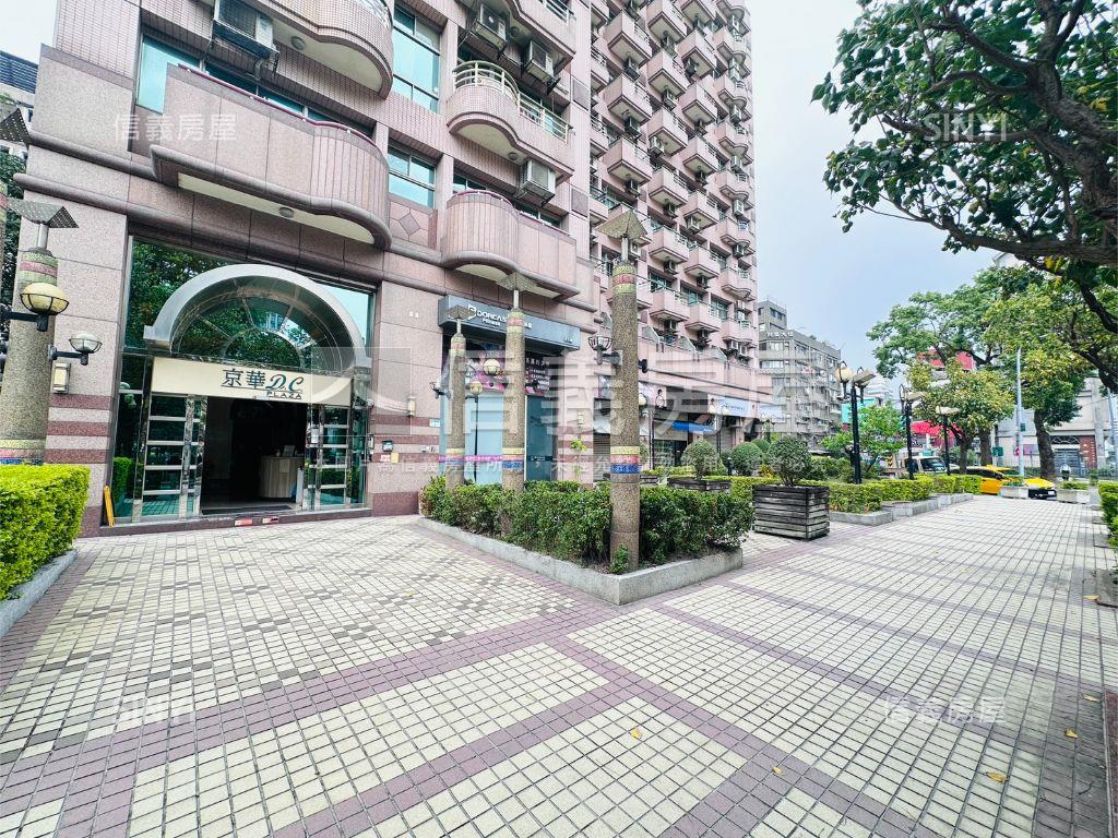 南京復興華航旁坡平車位房屋室內格局與周邊環境