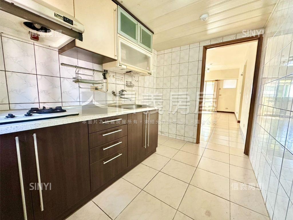 崇明居高樓採光三房平車房屋室內格局與周邊環境