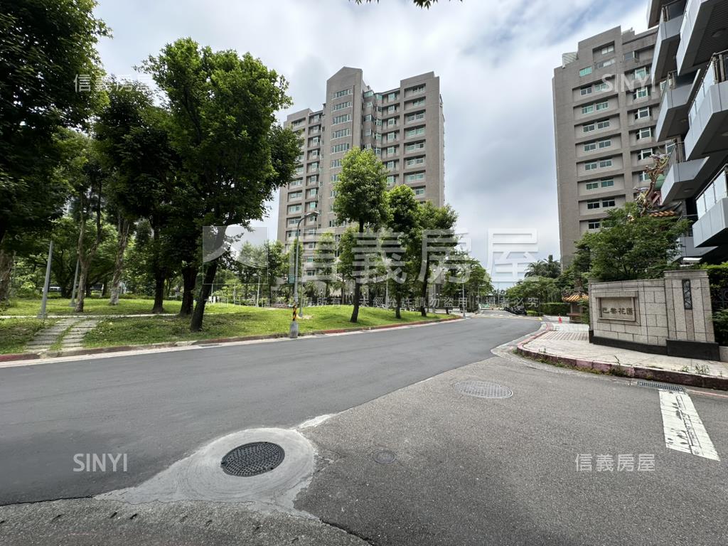 推薦挑高附坡平美居房屋室內格局與周邊環境