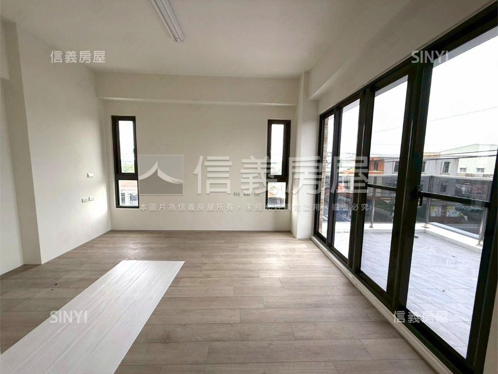 新化全新角窗７－１１店面房屋室內格局與周邊環境