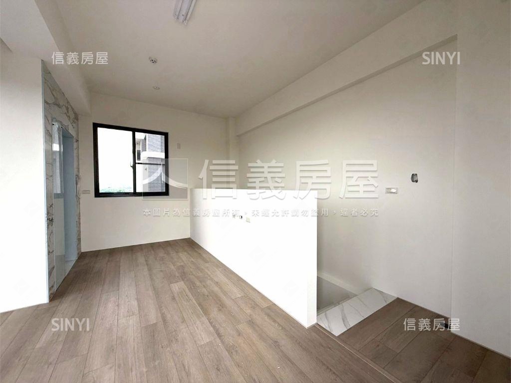 新化全新角窗７－１１店面房屋室內格局與周邊環境