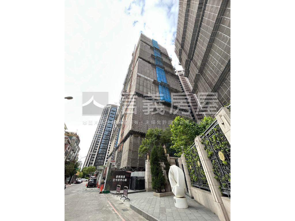 誠售＊市政新銳Ａ７三房房屋室內格局與周邊環境