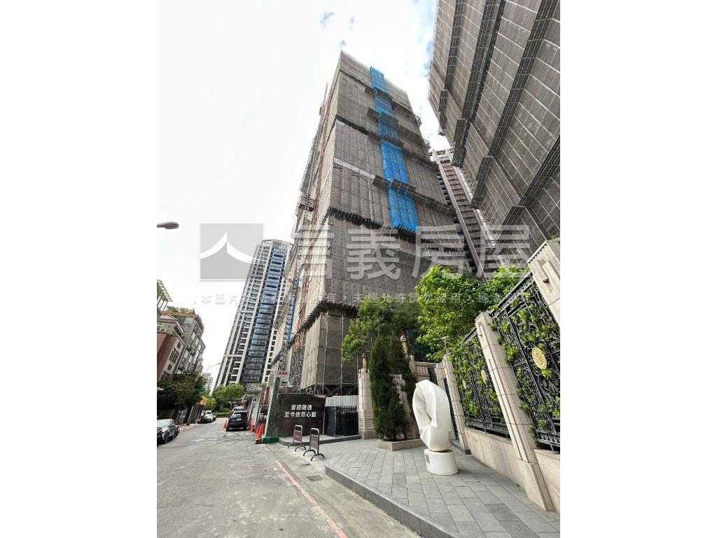 誠售＊市政新銳Ａ７三房房屋室內格局與周邊環境