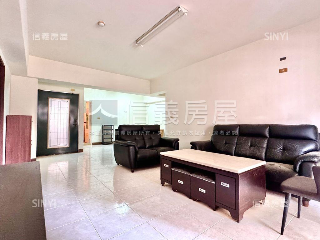 左營華夏扶輪公園旁大四房房屋室內格局與周邊環境