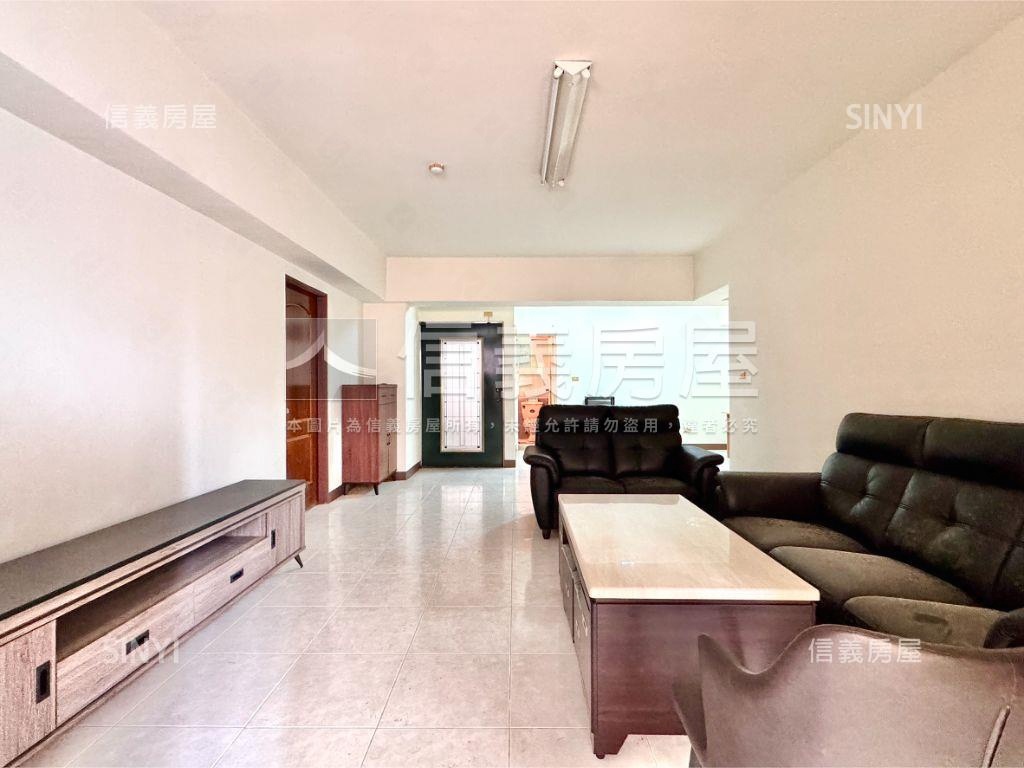 左營華夏扶輪公園旁大四房房屋室內格局與周邊環境