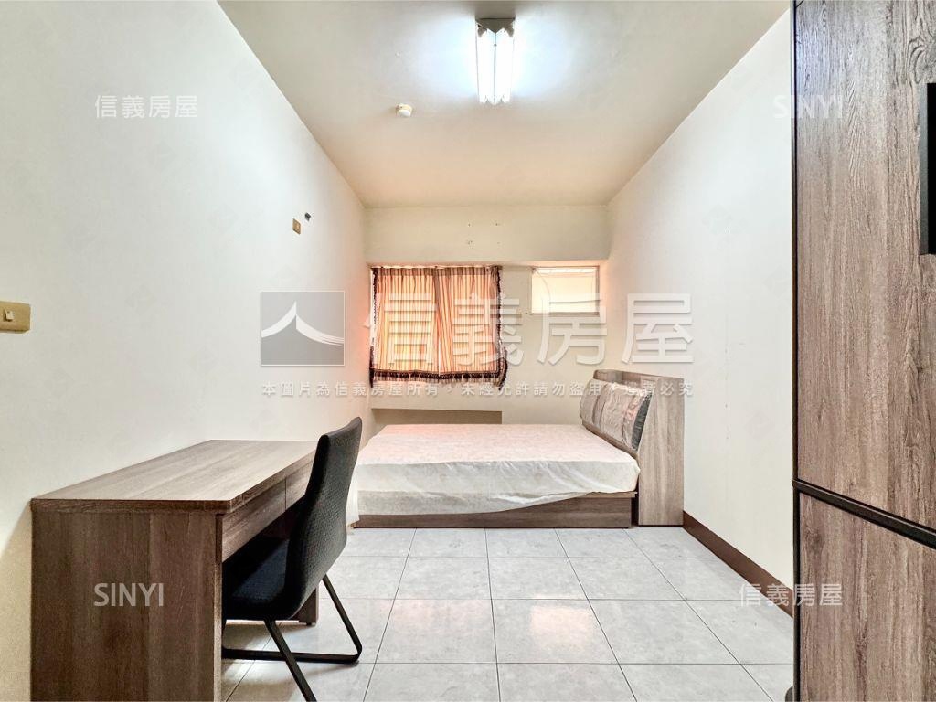 左營華夏扶輪公園旁大四房房屋室內格局與周邊環境