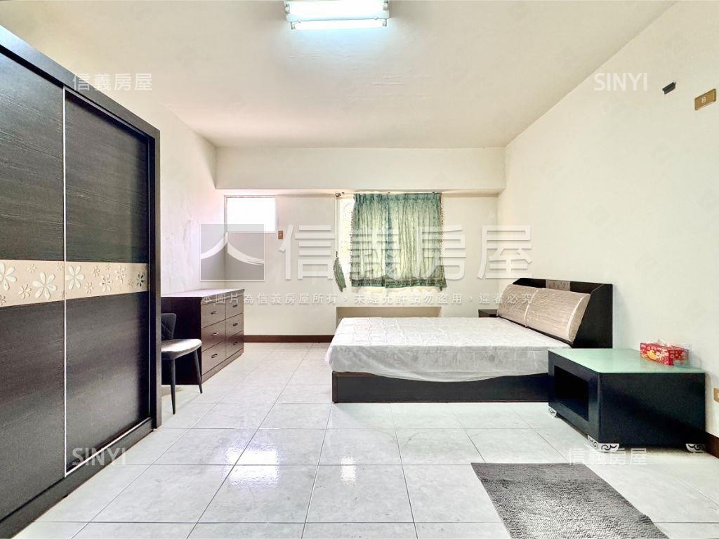 左營華夏扶輪公園旁大四房房屋室內格局與周邊環境