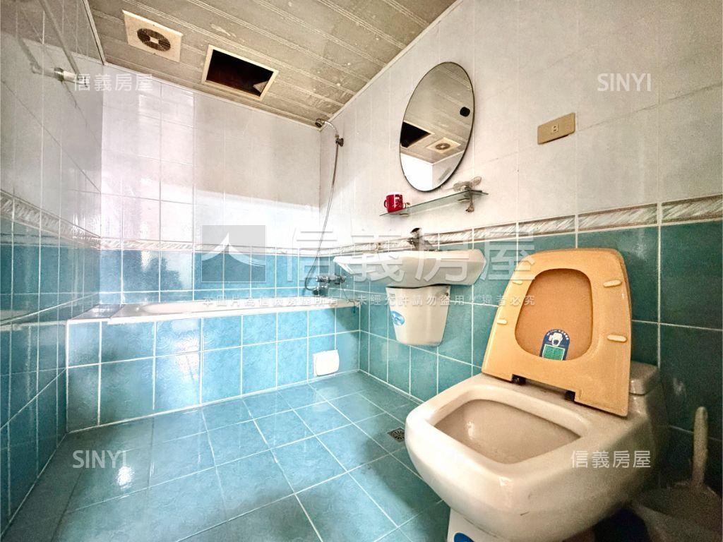 左營華夏扶輪公園旁大四房房屋室內格局與周邊環境