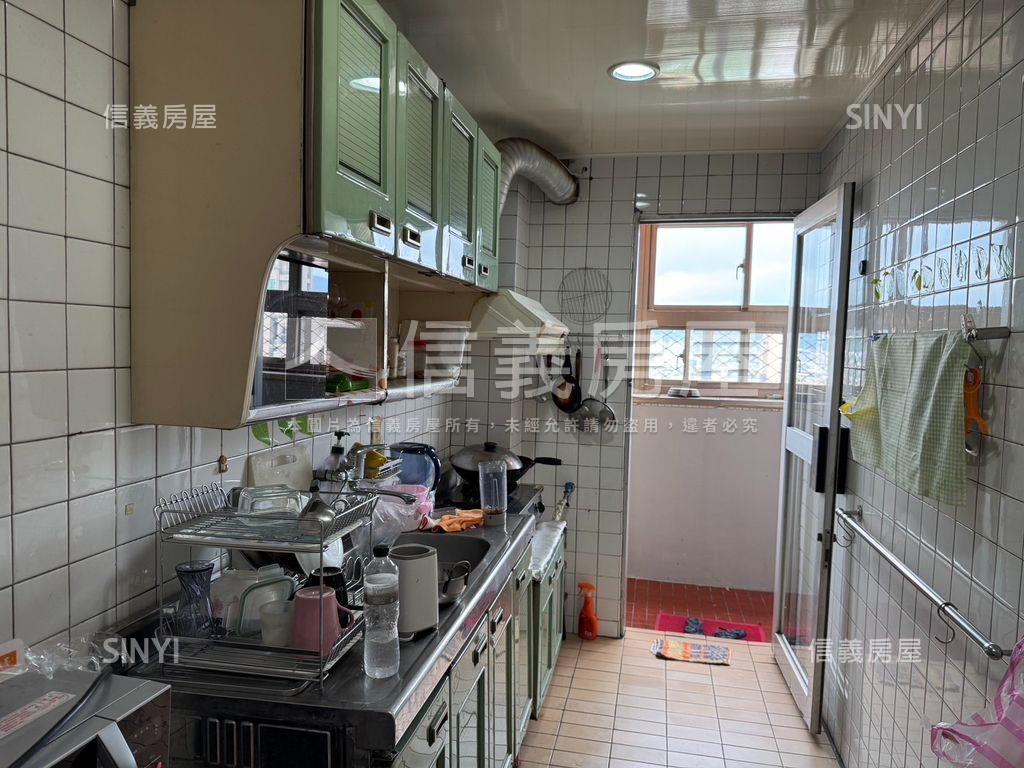 民福高樓景觀四房房屋室內格局與周邊環境